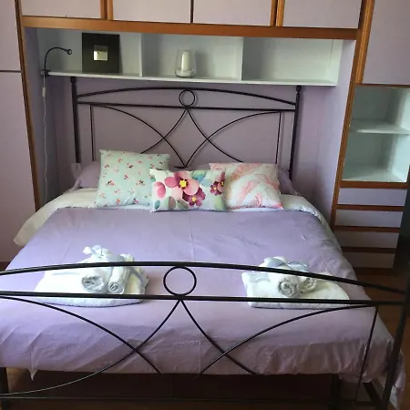 La Casa Di Chiara Apartment *