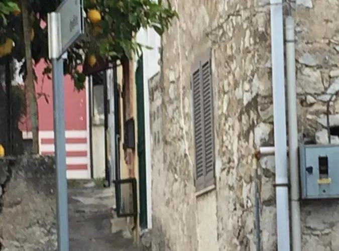 아파트 La Casa Di Chiara